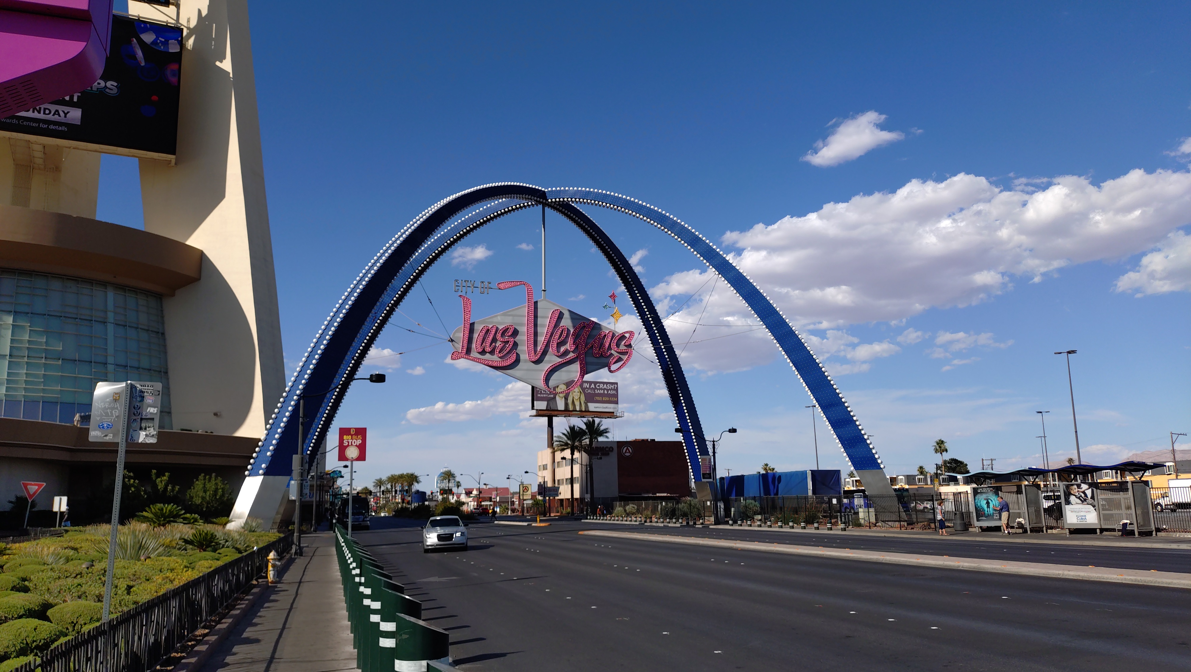 (2026-05-25) START 酒店旁邊的 Las Vegas 標誌。
