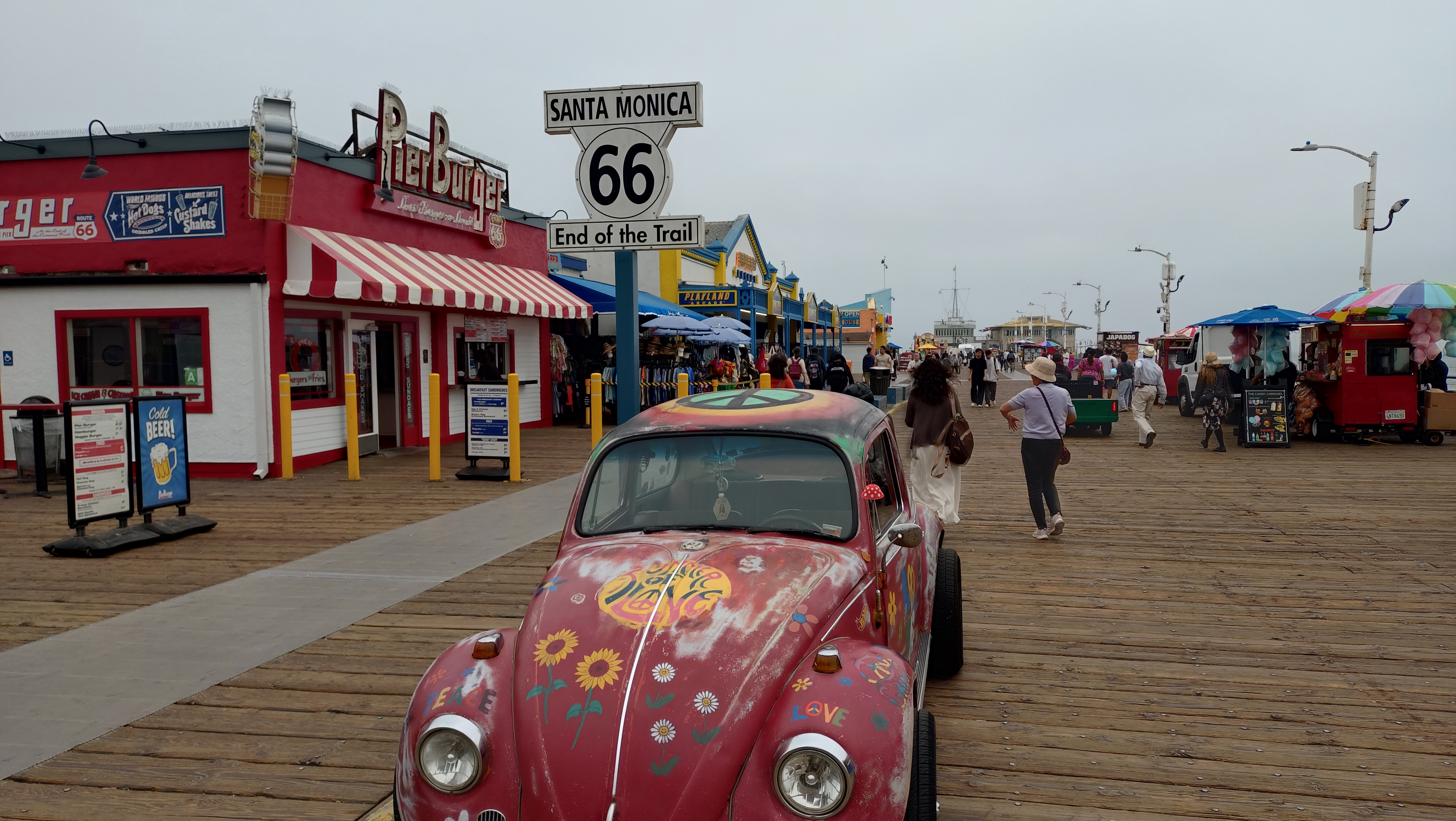 (2026-06-05) Santa Monica 是著名 66 號公路的終點。