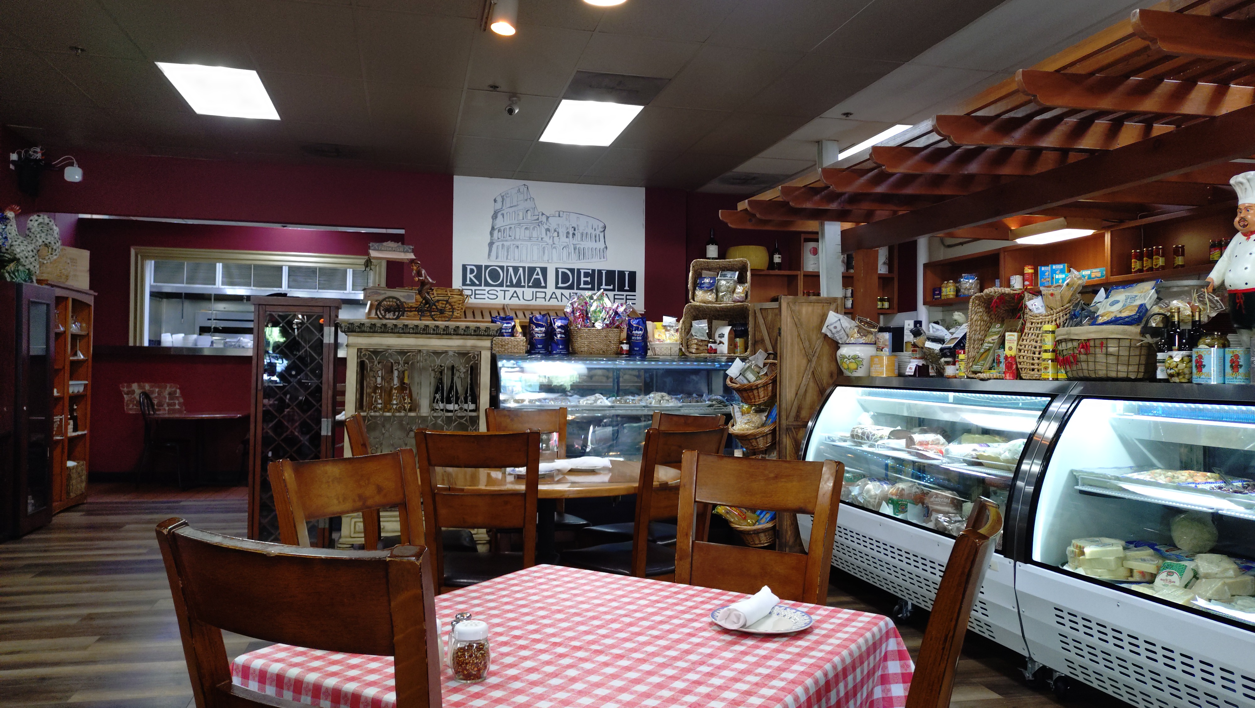 (2026-05-25) 剛到 Las Vegas 就來吃義大利料理 🇮🇹（？）這家叫做 Roma Deli 應該在城市邊邊，我覺得那個麵很棒。不過我多點了一碗湯才發現吃不太下。