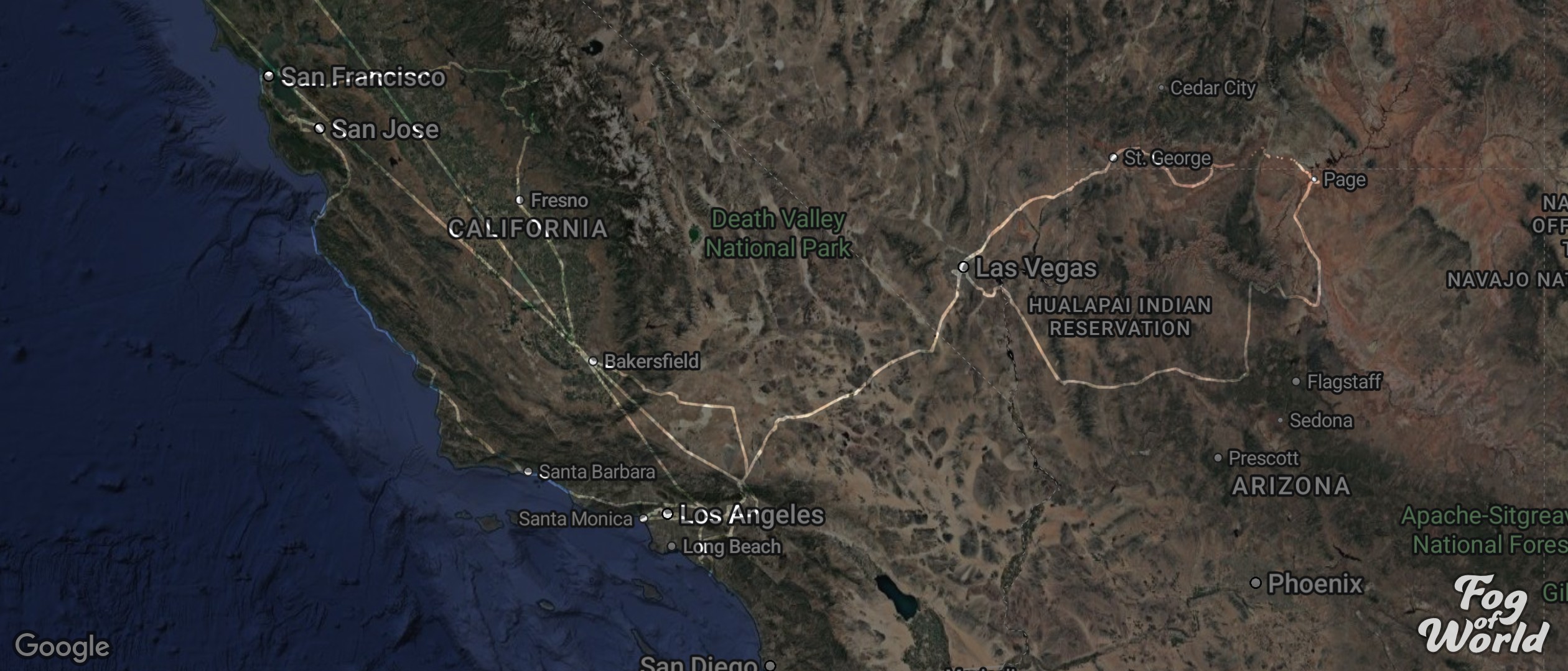 世界迷霧的地圖 - 除了 Los Angeles 附近外，右圈是後 4 天的主要行程，左圈是 7 天北加州，另外兩條接入 Los Angeles 的是飛機的飛行軌跡。