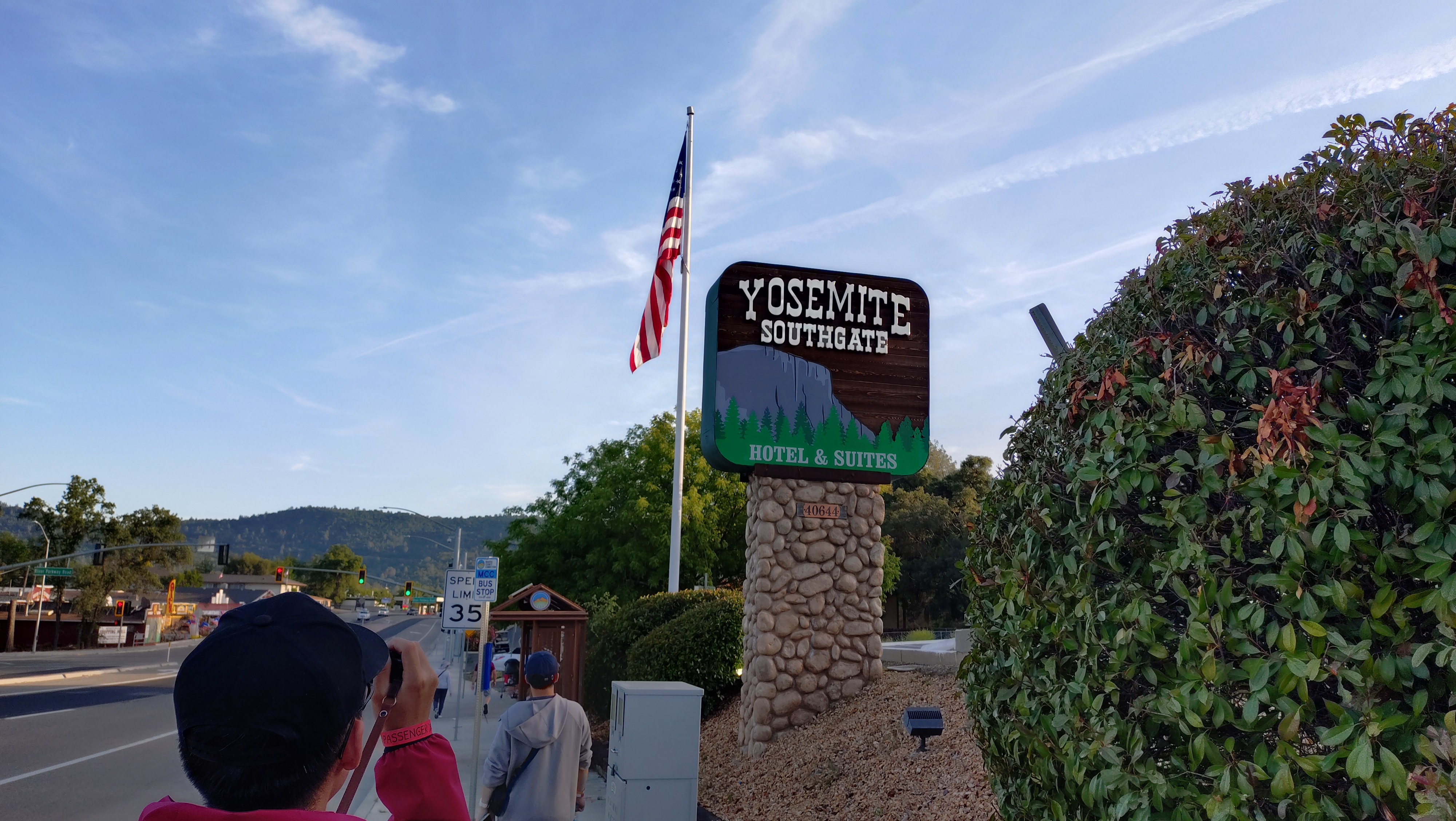 (2026-06-02) Oakhurst 通常是被當成進入 Yosemite National Park 的南邊入口補給站。